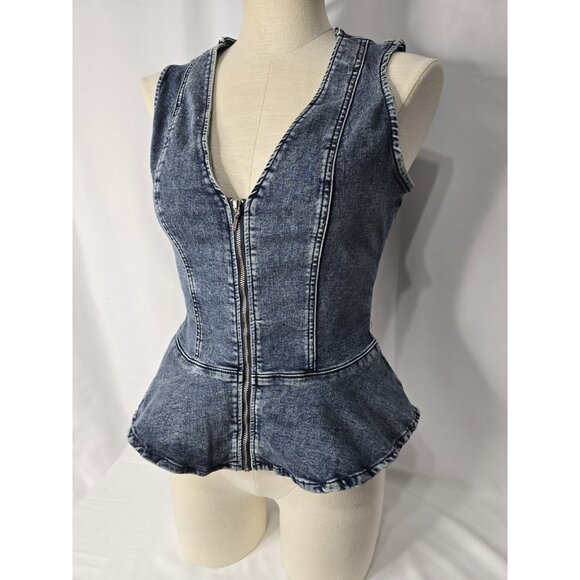 GUESS Women's Devika Denim Peplum Top Size Medium - Picture 5 of 12